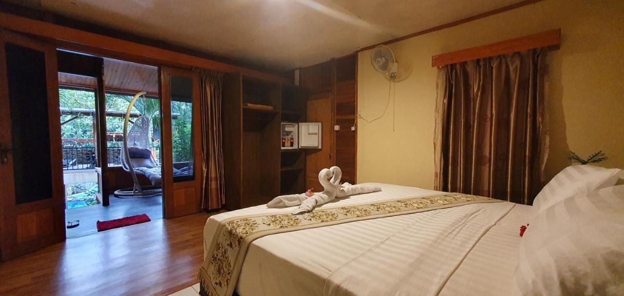 Bunaken Villa Queen'S Dive Manado Exterior foto
