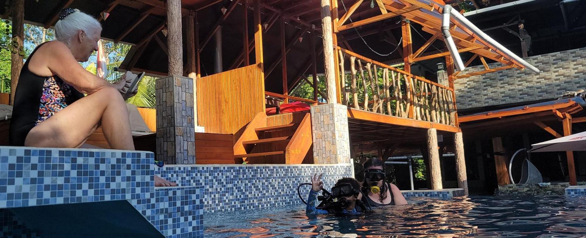 Bunaken Villa Queen'S Dive Manado Exterior foto